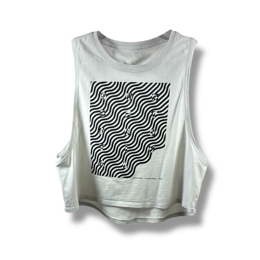 Lululemon Cut Back Crop Tank in SeaWheeze White Size M